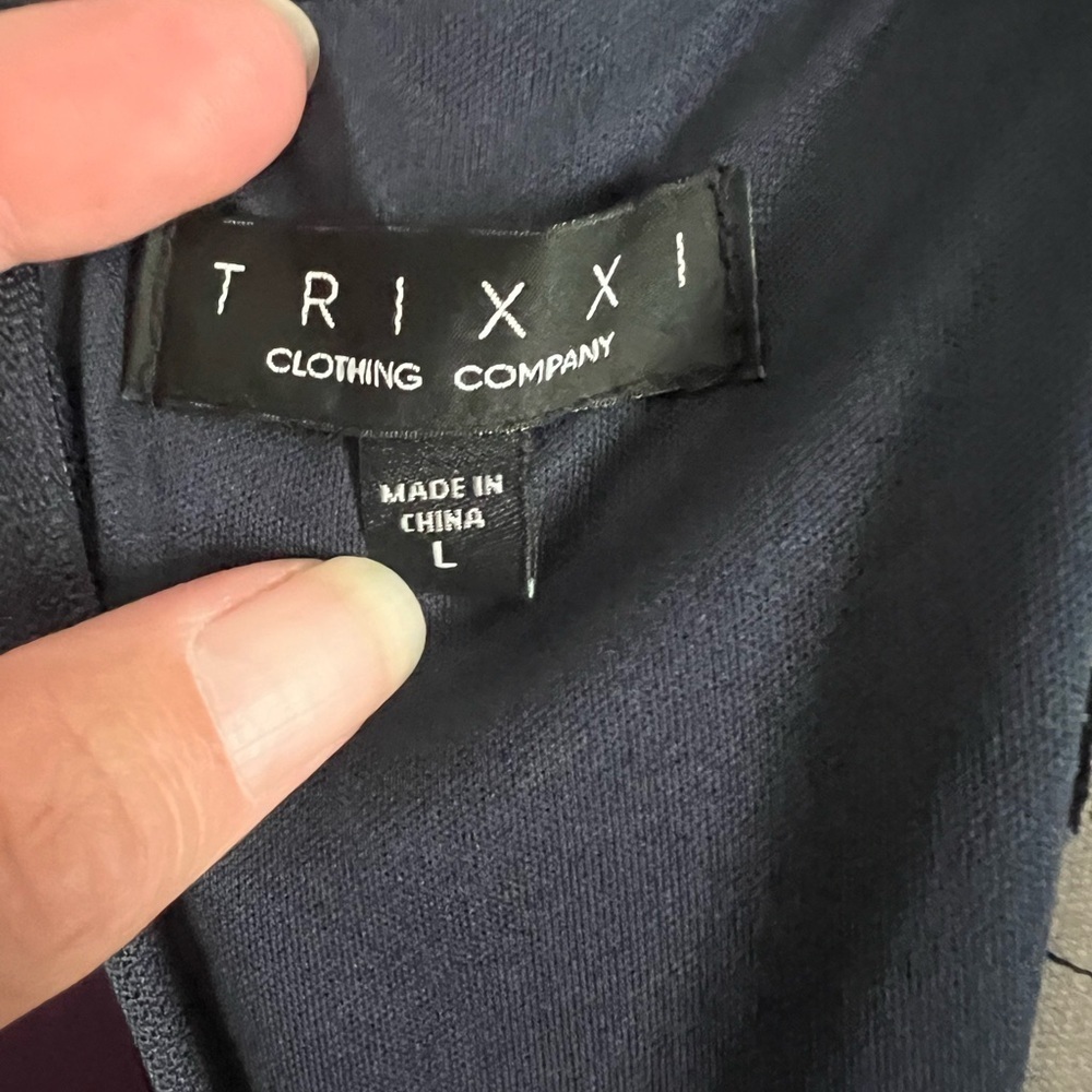 Trixxi Long Sleeve Dress NWT - Picture 9 of 12